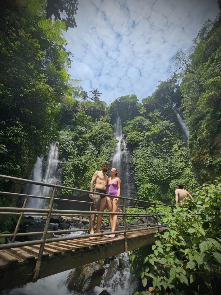 Long Trekking to Sekumpul and Fiji Waterfall with French Guests